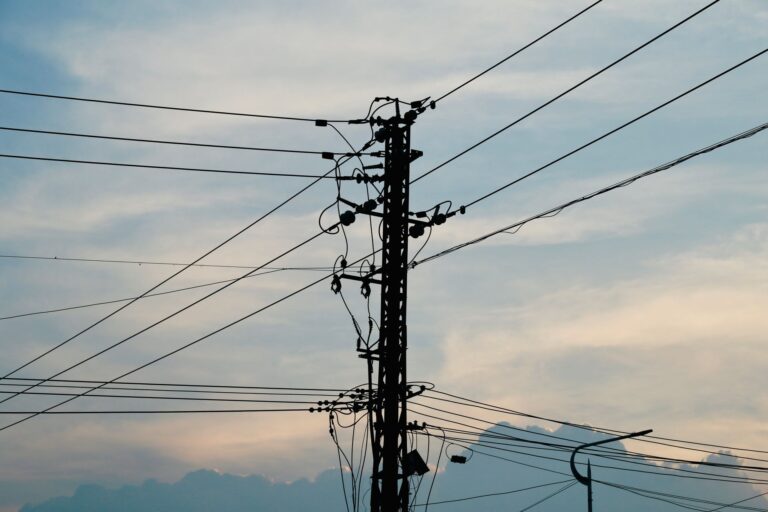 Schneider Electric en bourse : pourquoi l’action a bondi de plus de 10 % ce 30 juillet