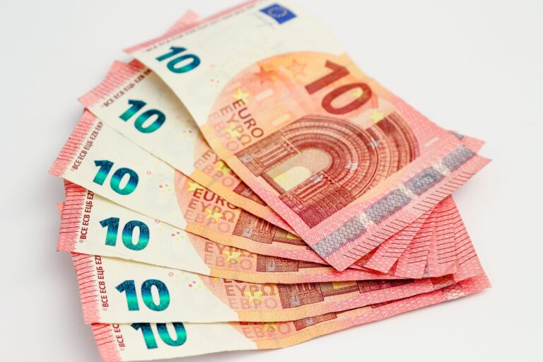 Bilan Tracfin : 278 484 déclarations de soupçon et 3,2 milliards d’euros de fraudes détectées en 2025