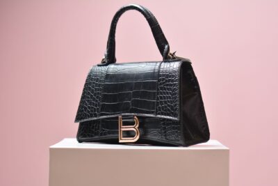 Hermès au troisième trimestre 2026 : ce que l&rsquo;écart entre croissance publiée et organique révèle